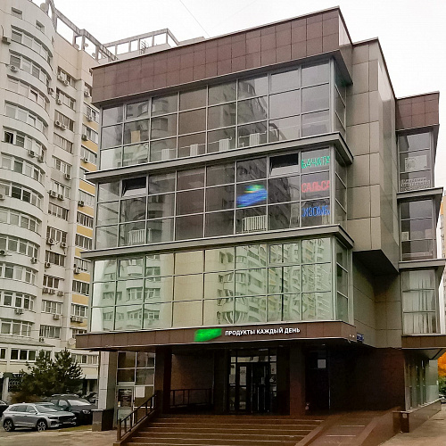 На городские торги выставили крупное коммерческое помещение в районе Митино